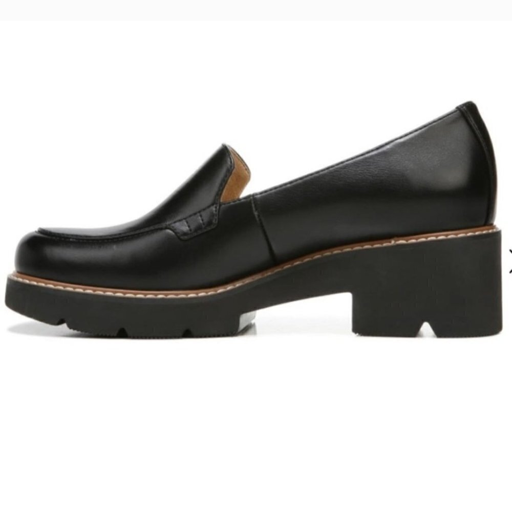 Naturalizer Black Cabaret Loafer Lug Sole Vegan Leather Size 11M